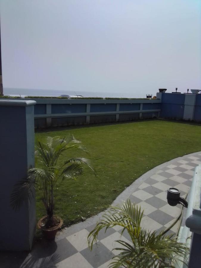 Hotel Prabhupada Puri Exterior photo